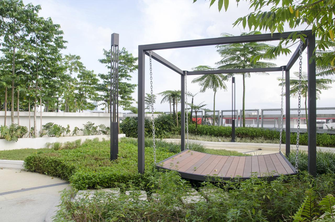 Holi Southkey Art Suite Johor Bahru Exterior photo