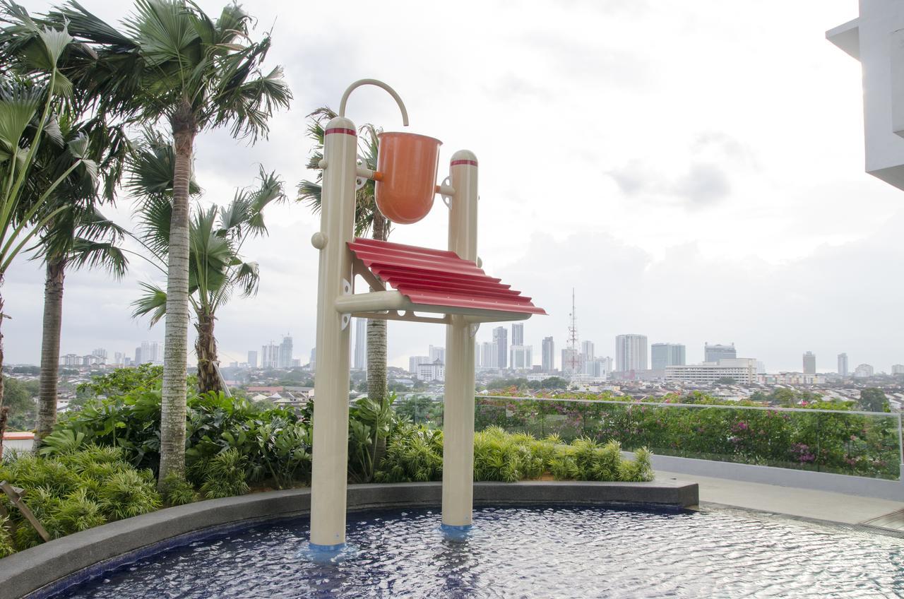 Holi Southkey Art Suite Johor Bahru Exterior photo
