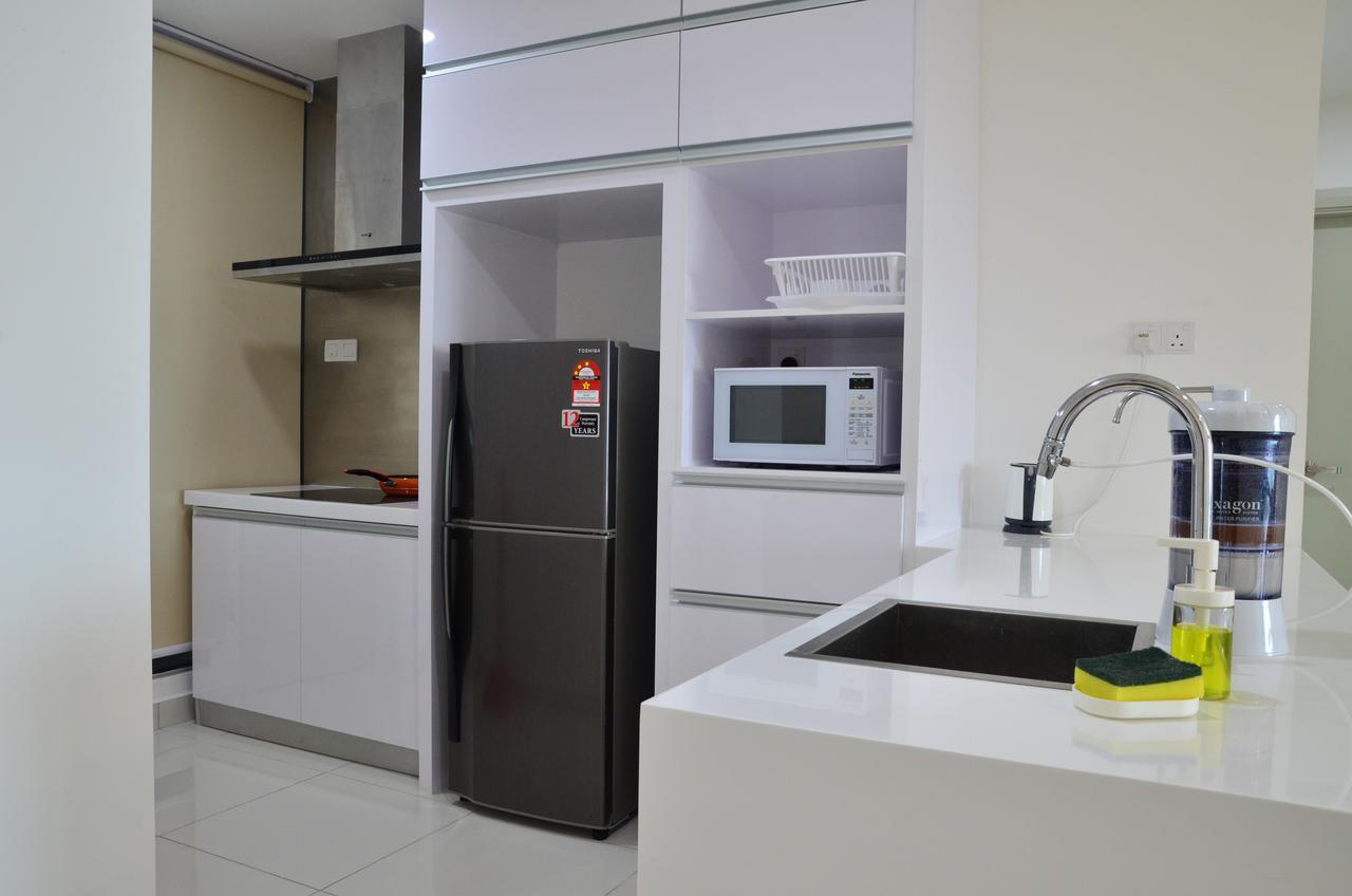 Holi Southkey Art Suite Johor Bahru Exterior photo