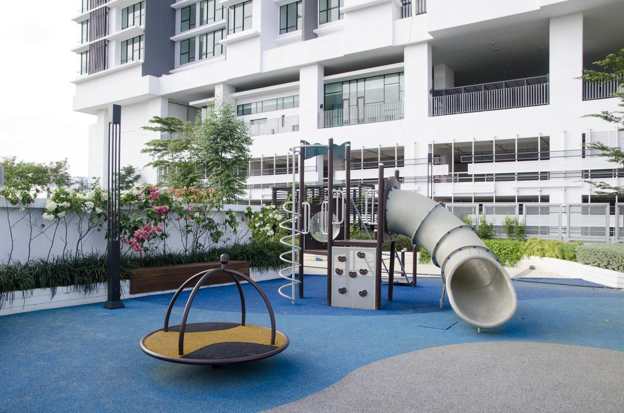 Holi Southkey Art Suite Johor Bahru Exterior photo