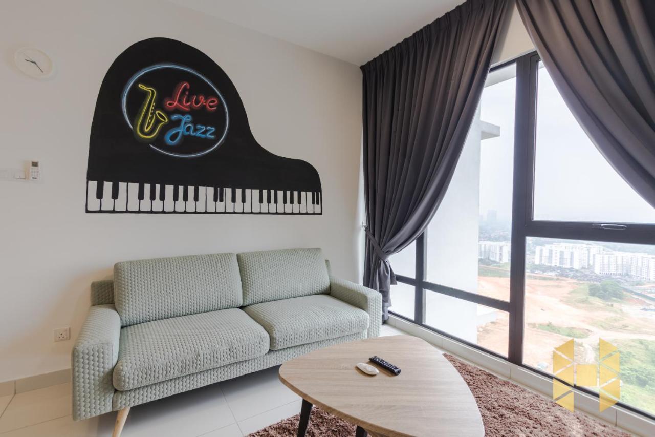 Holi Southkey Art Suite Johor Bahru Exterior photo