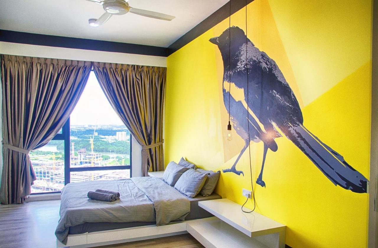 Holi Southkey Art Suite Johor Bahru Room photo